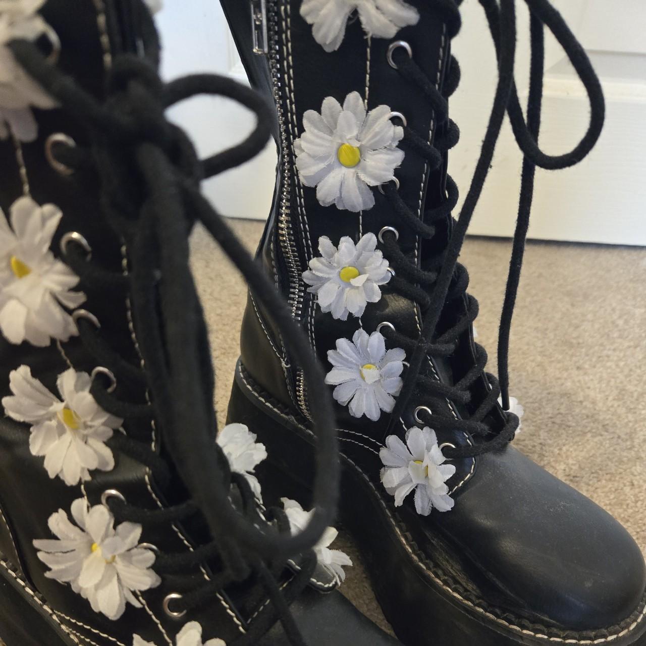 Daisy popular Anarchy symbol -Doc Style, Festival, Combat, Vintage Hippie Lace up Boots