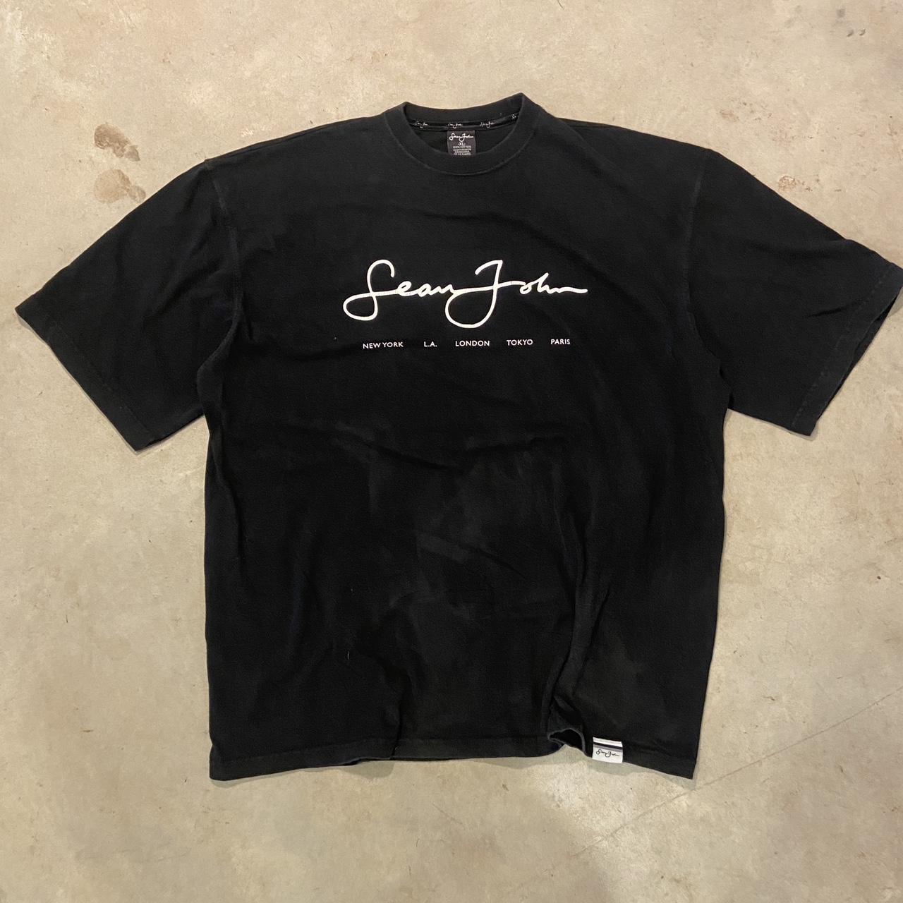 Sean John black and white t shirt | Depop