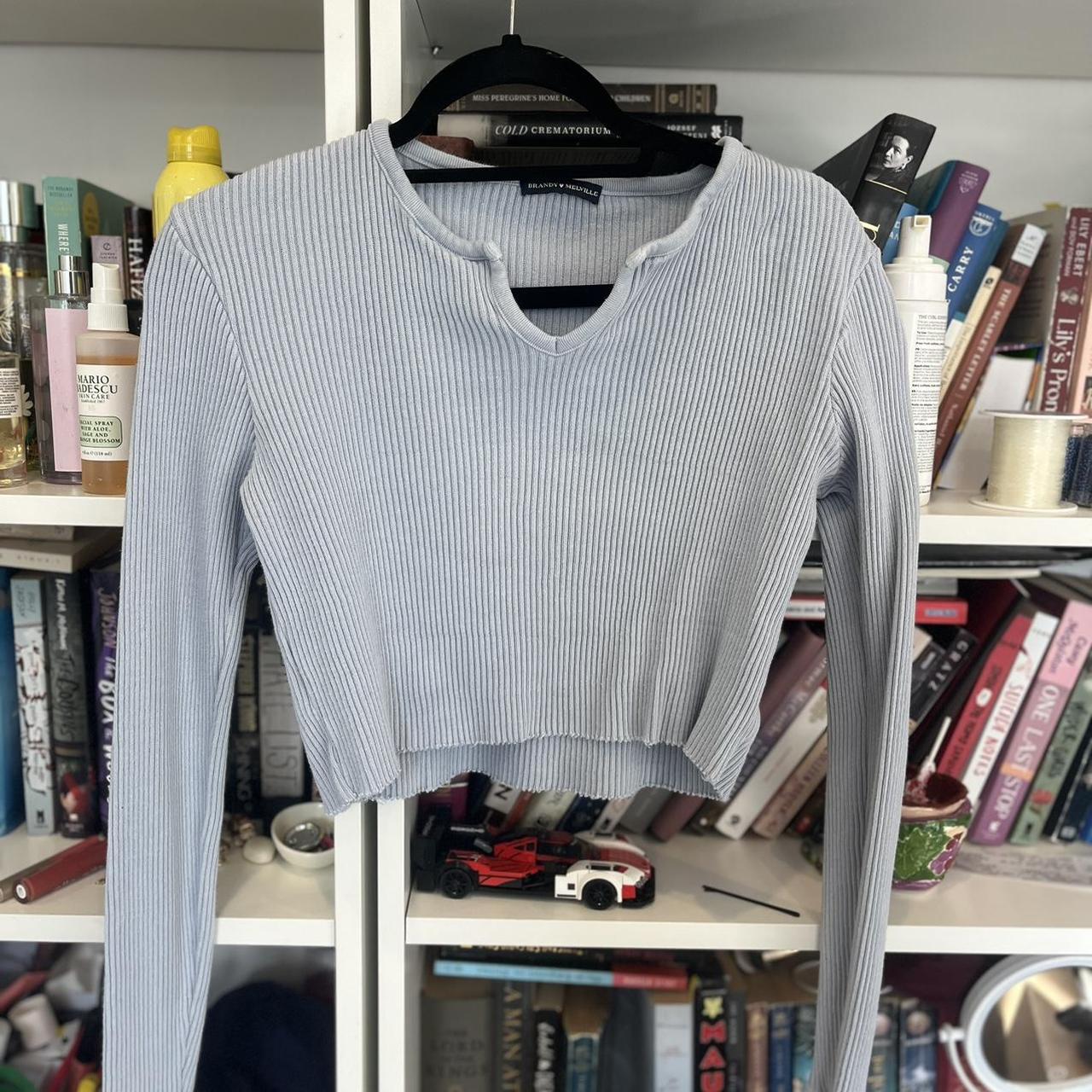 item listed by jolienassi