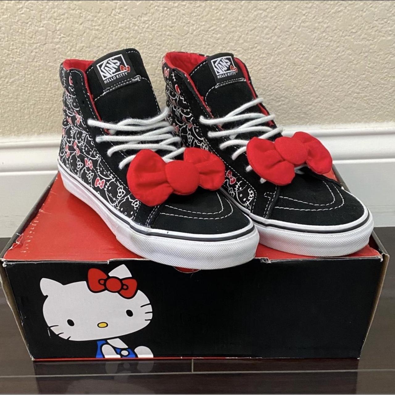 2012 Vans x Hello Kitty Sk8 HI Black TruWht