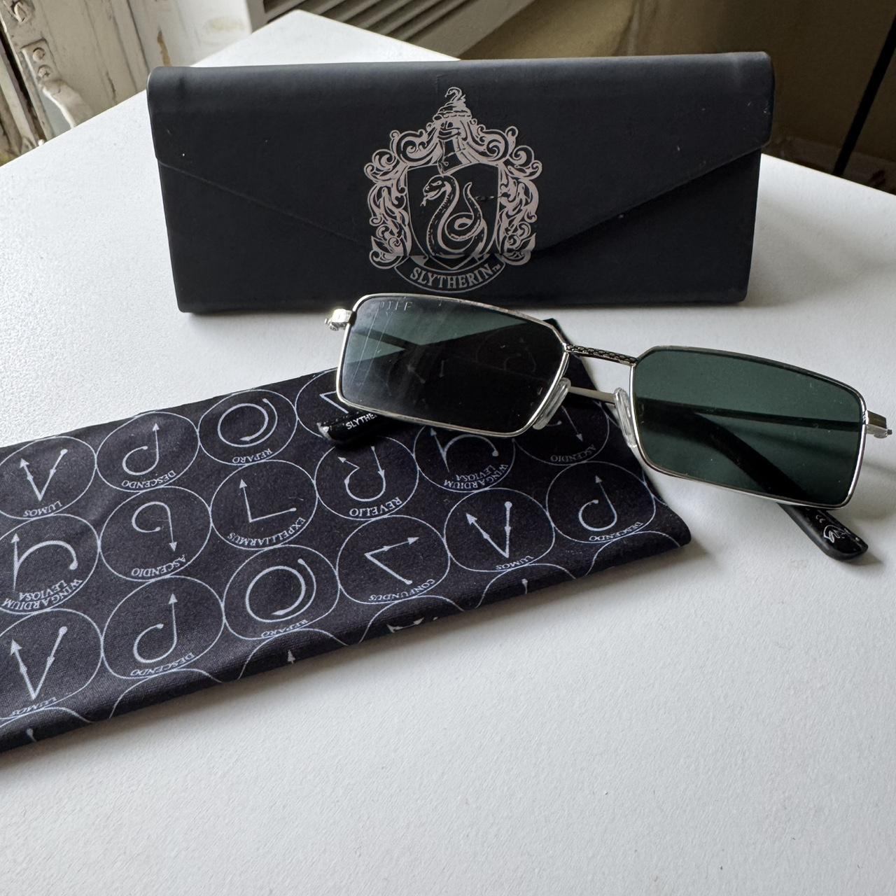 DIFF Women's Sunglasses - Black/Green – DIFF Harr… - image 2