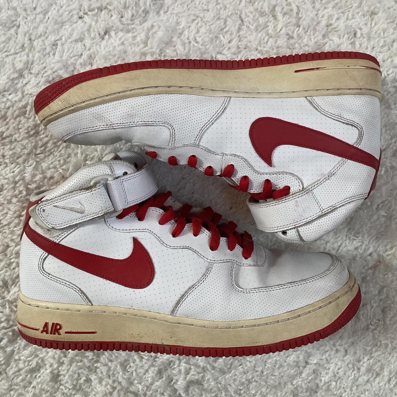 Air force 1 mid red and white online