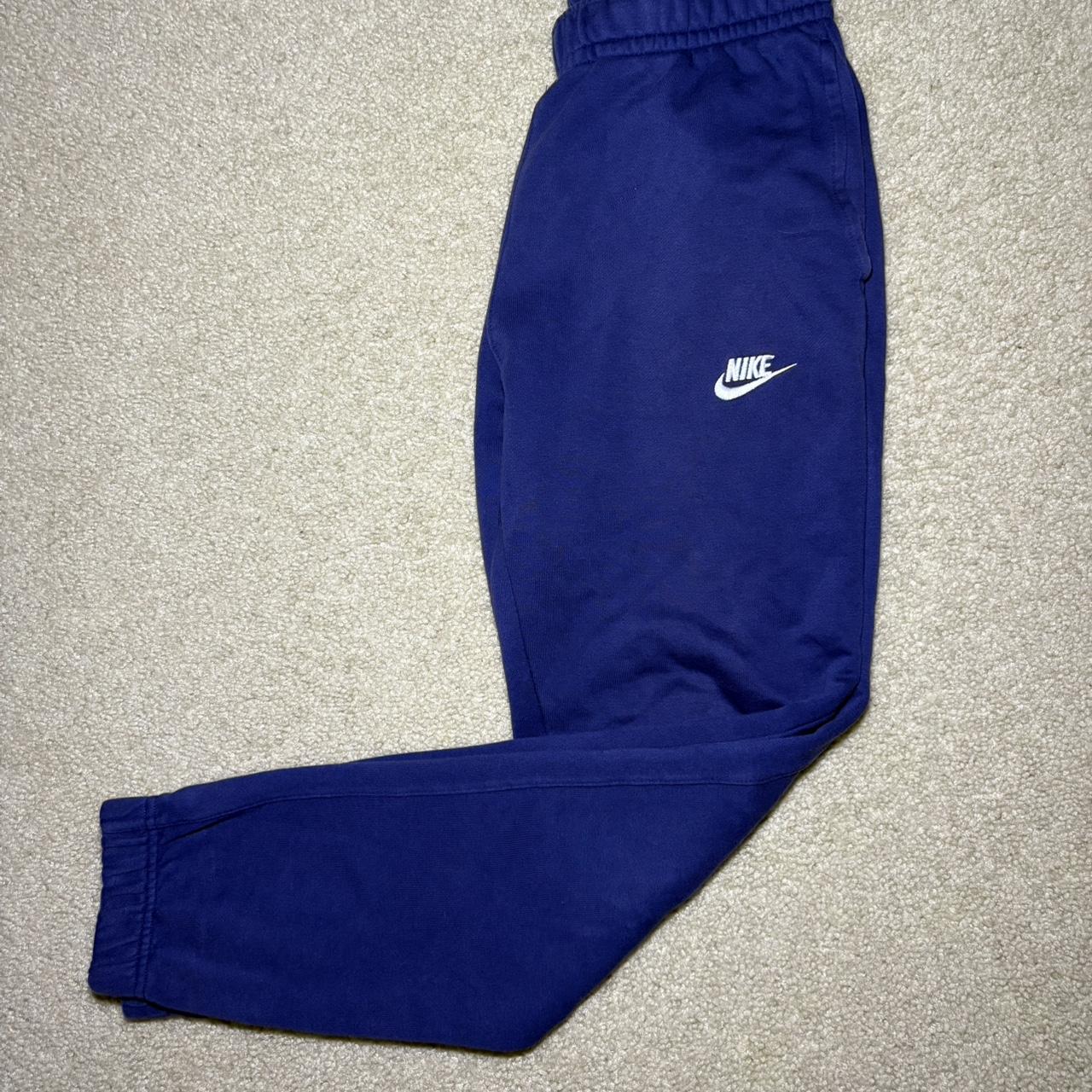 item listed by diego_resellz
