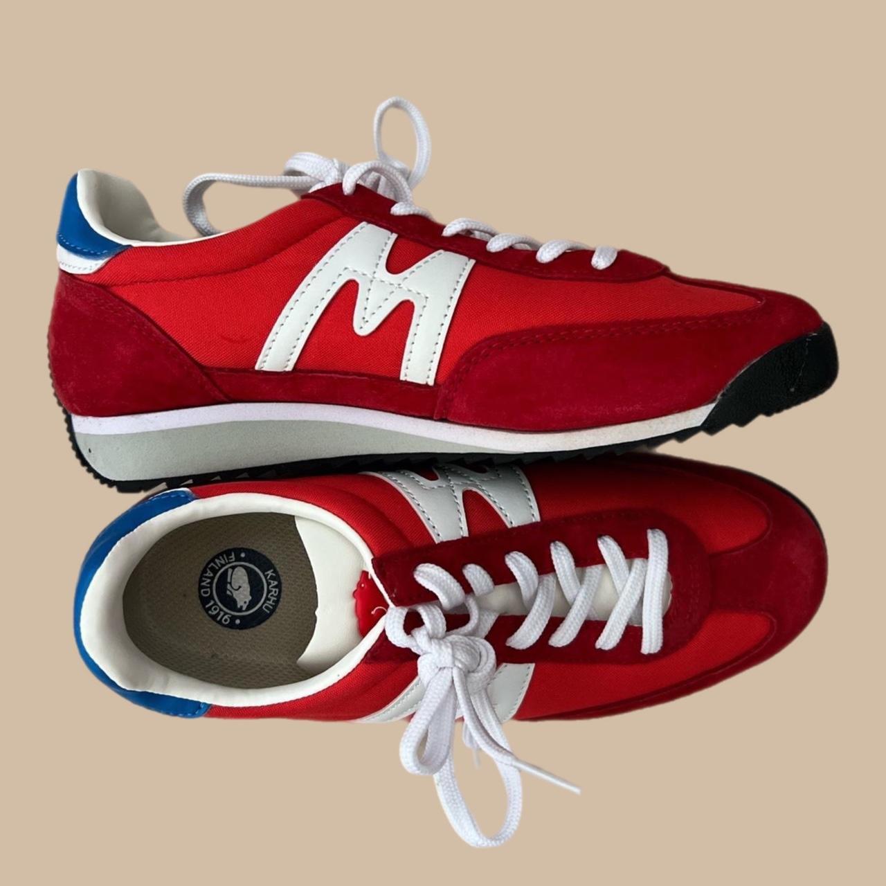 Karhu Women's Red and White Trainers (2)