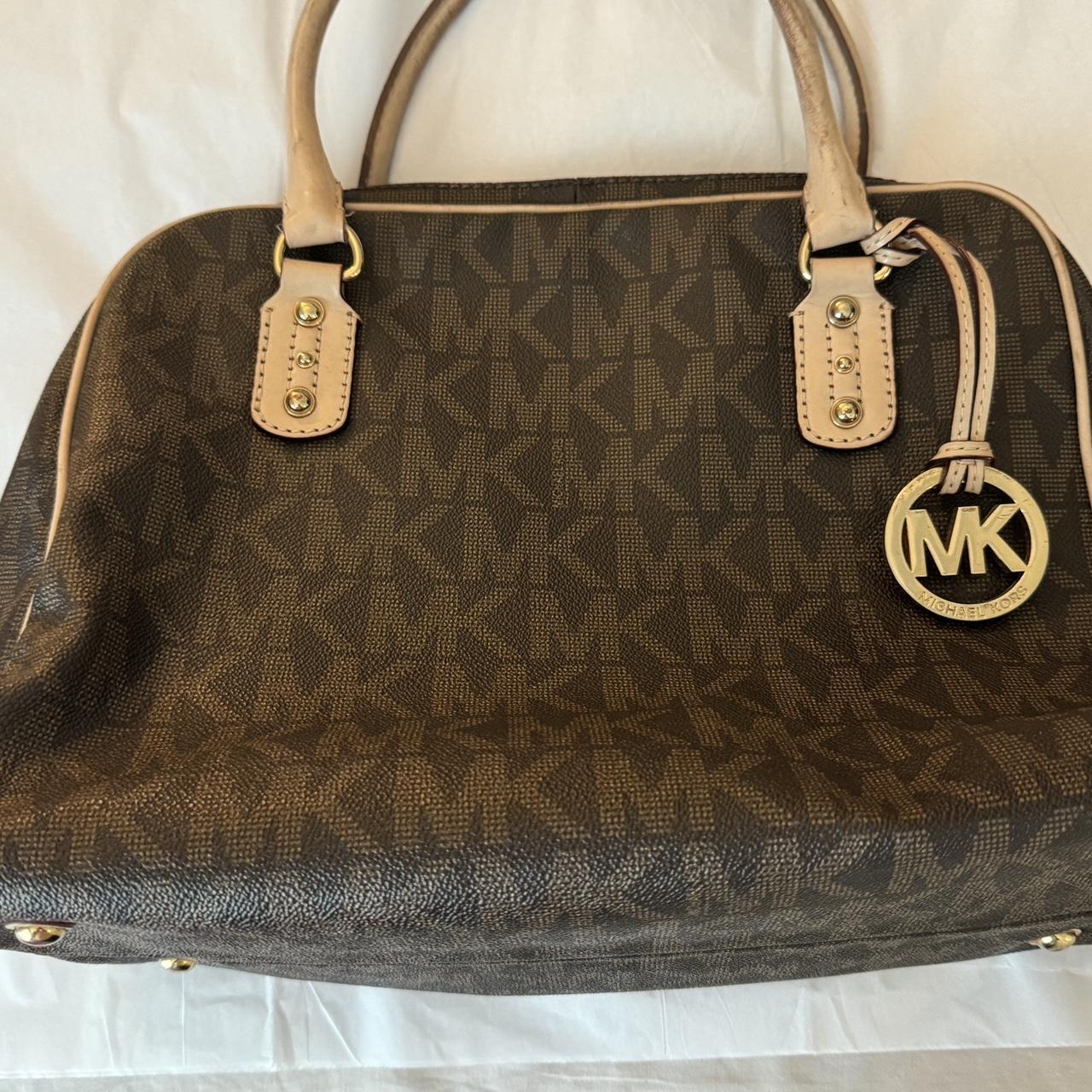 Michael Kors hand bag used condition needs Depop