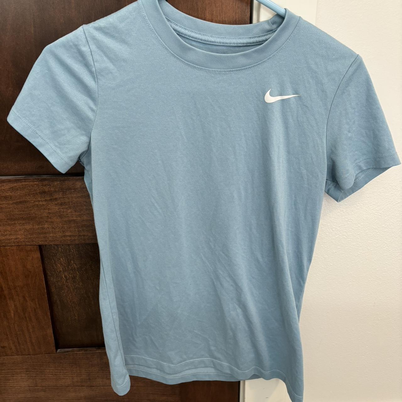 mens pink nike dri fit shirt