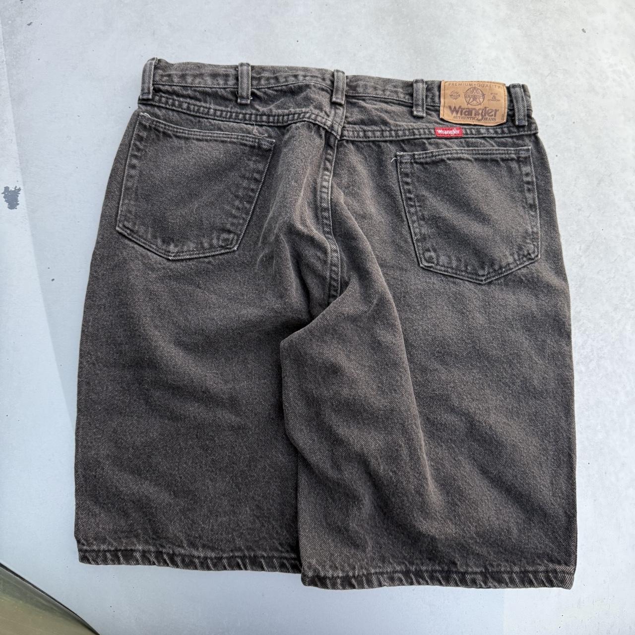 item listed by devin_thrifts