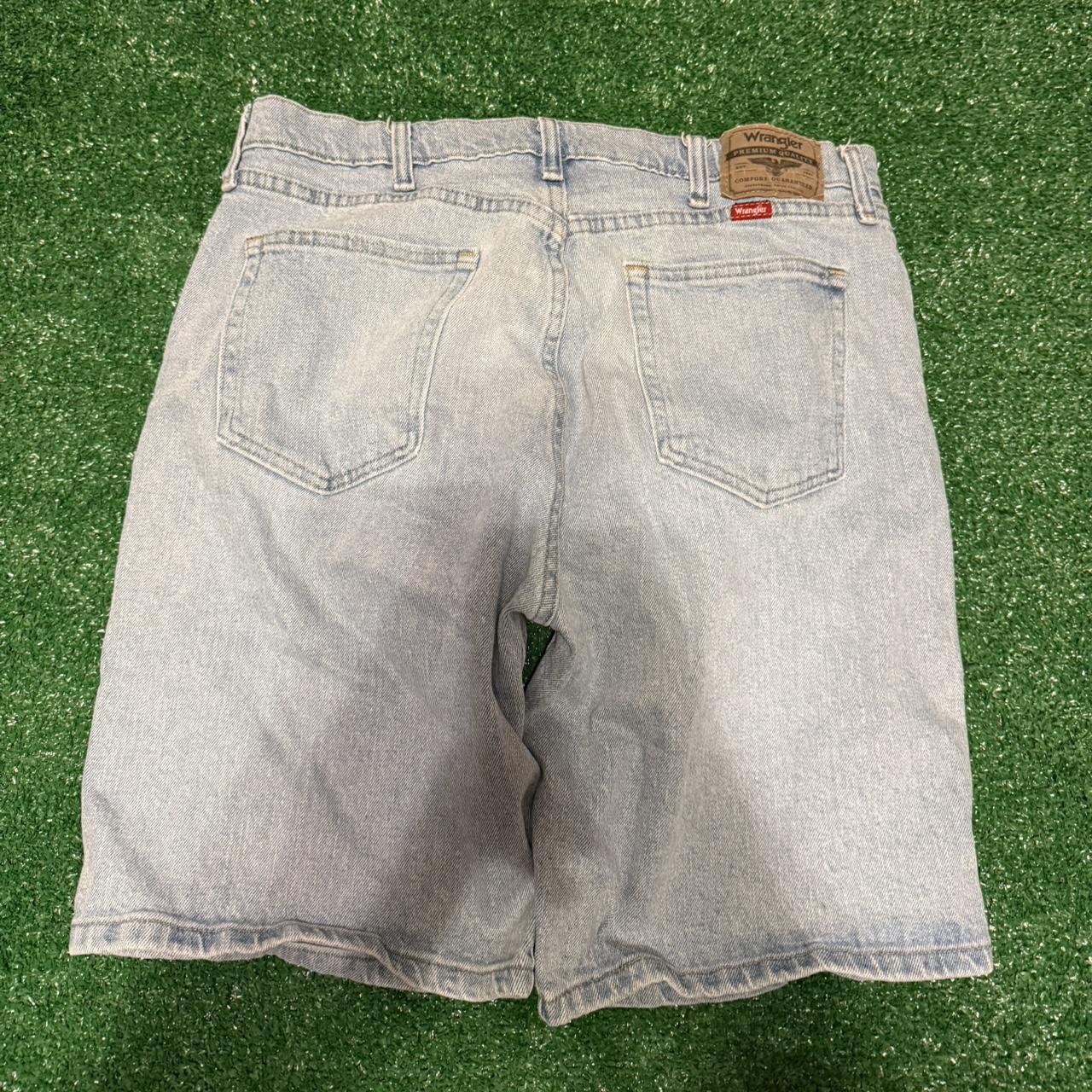 item listed by devin_thrifts