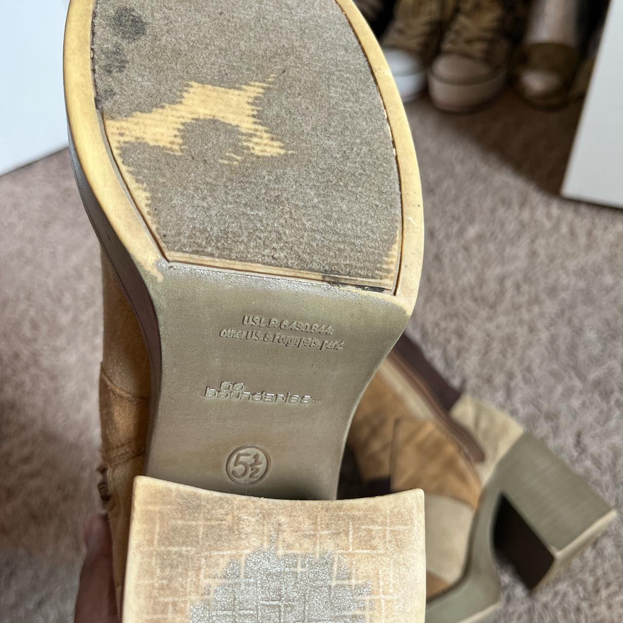 No Boundaries Women's Brown and Tan Boots (3)