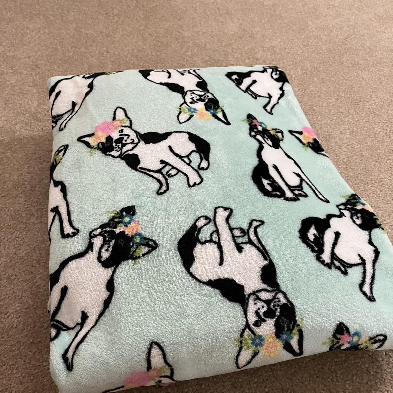 Cynthia rowley dog blanket best sale