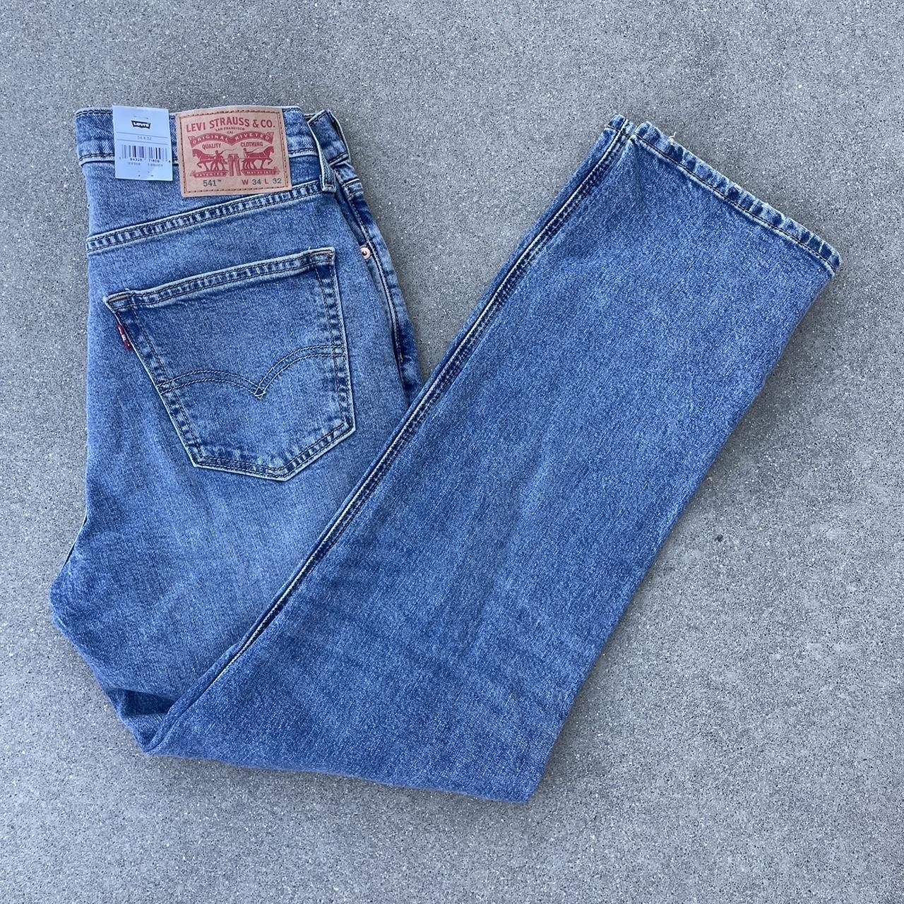 Brand new Levi 541 jeans 34X32. Has all tags on...