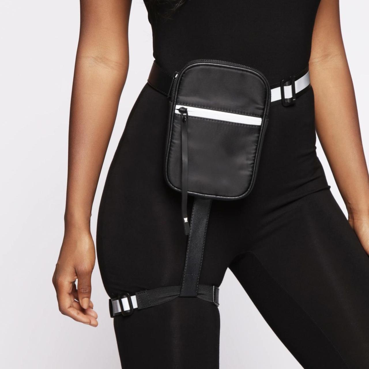 Fashion nova fanny packs on sale