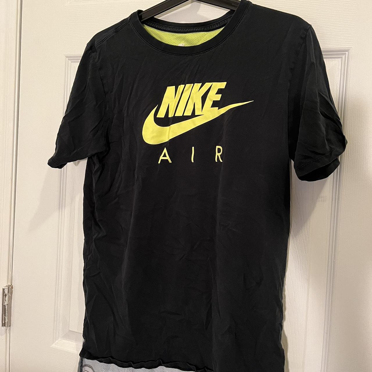 Metallic Gold Nike Shirt Black And Yellow Nike Shirt, Size Small