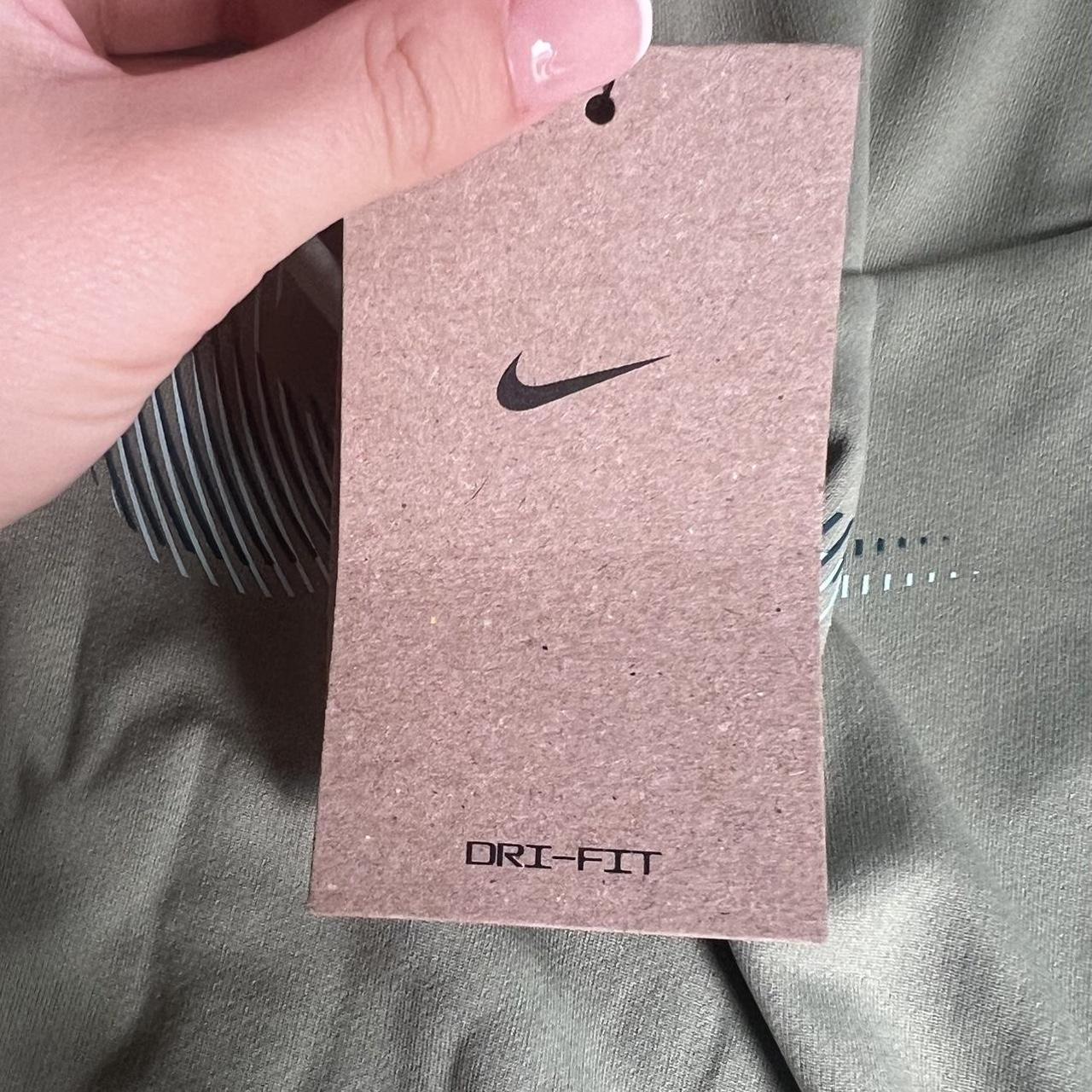 nike swoosh zip