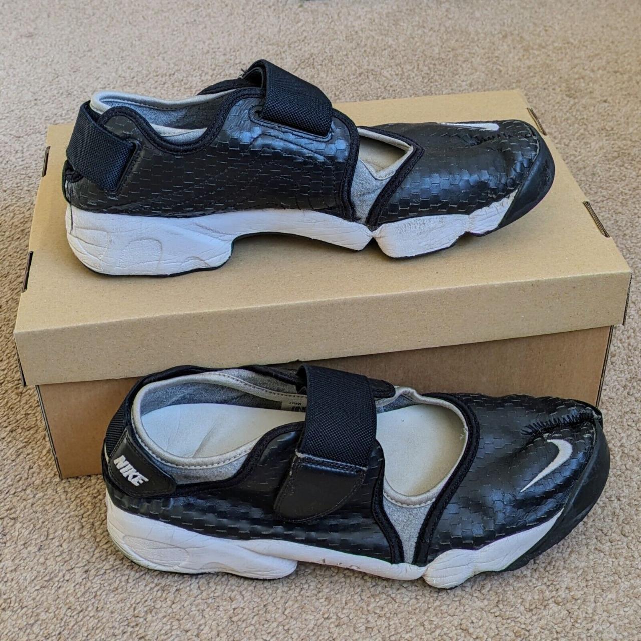 mens nike air rift trainers