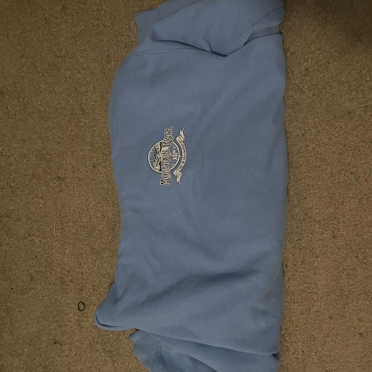 item listed by emilyyk14