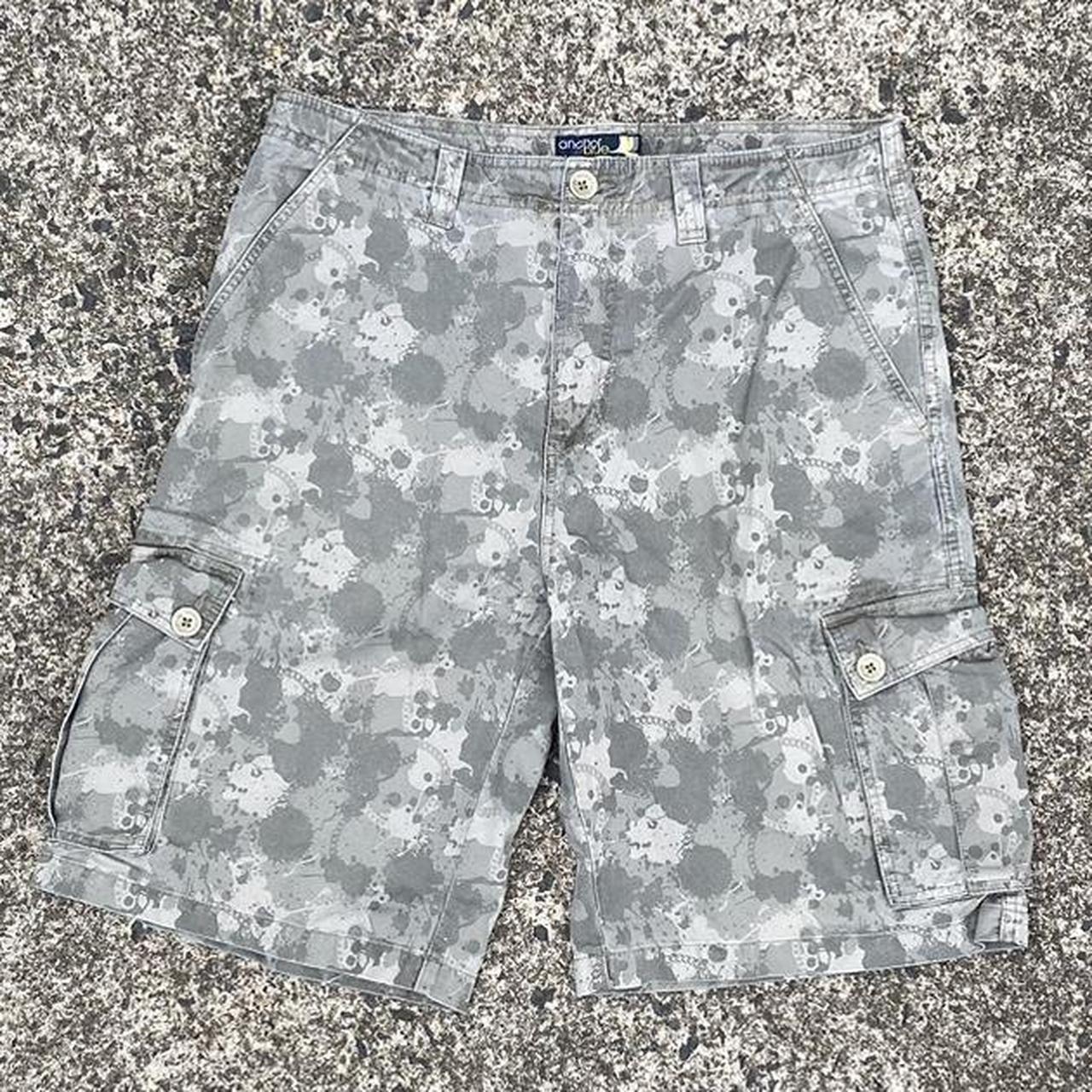 Factory Camo Cargo Shorts sz 36