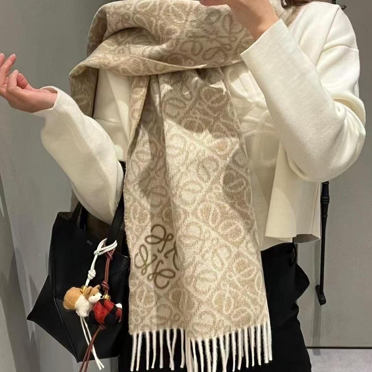 小物 LOEWE 23K 18S SCARF WHITE Fringed mohair and wool-blend scarf in white - Loewe | Mytheresa