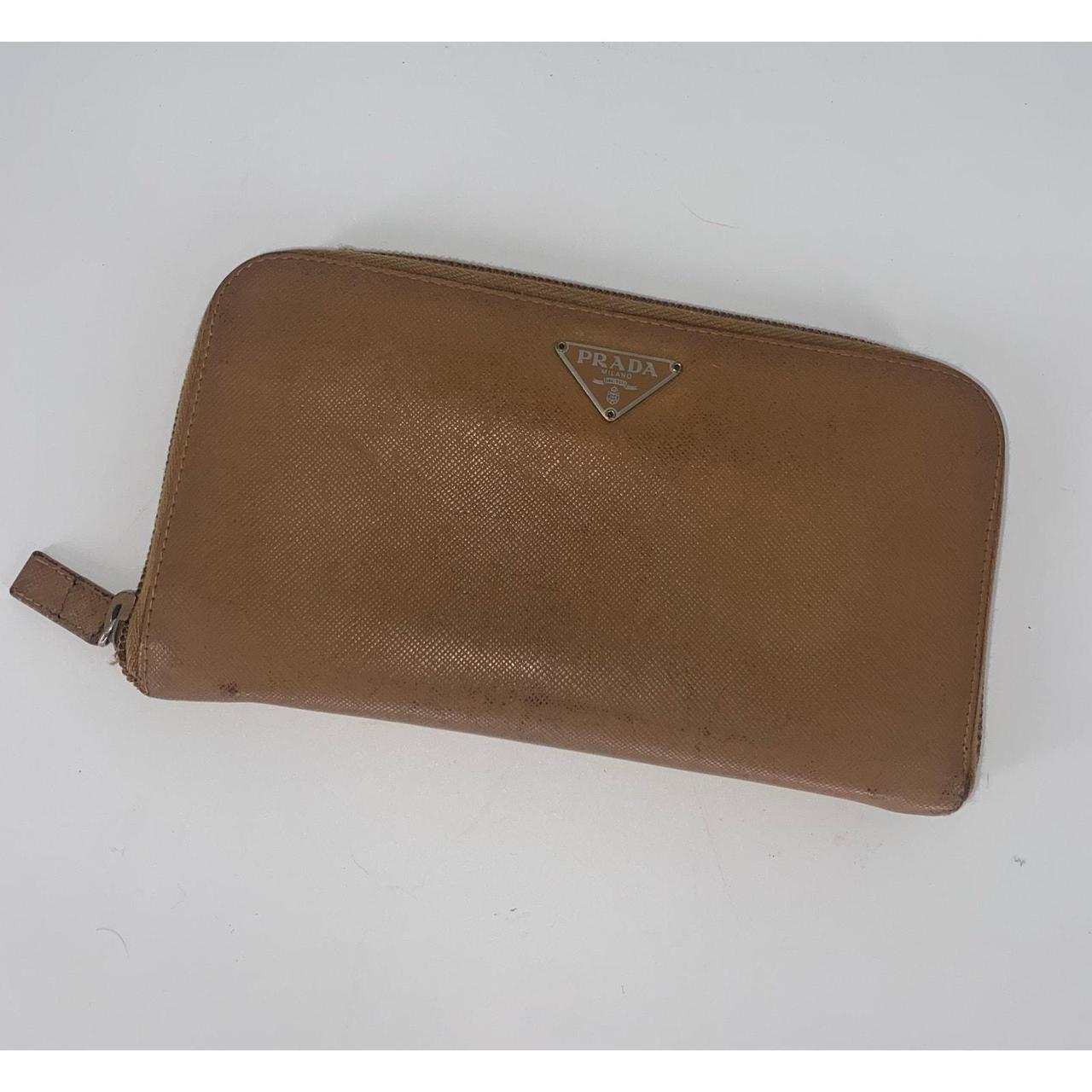 High quality Prada Zippy Wallet