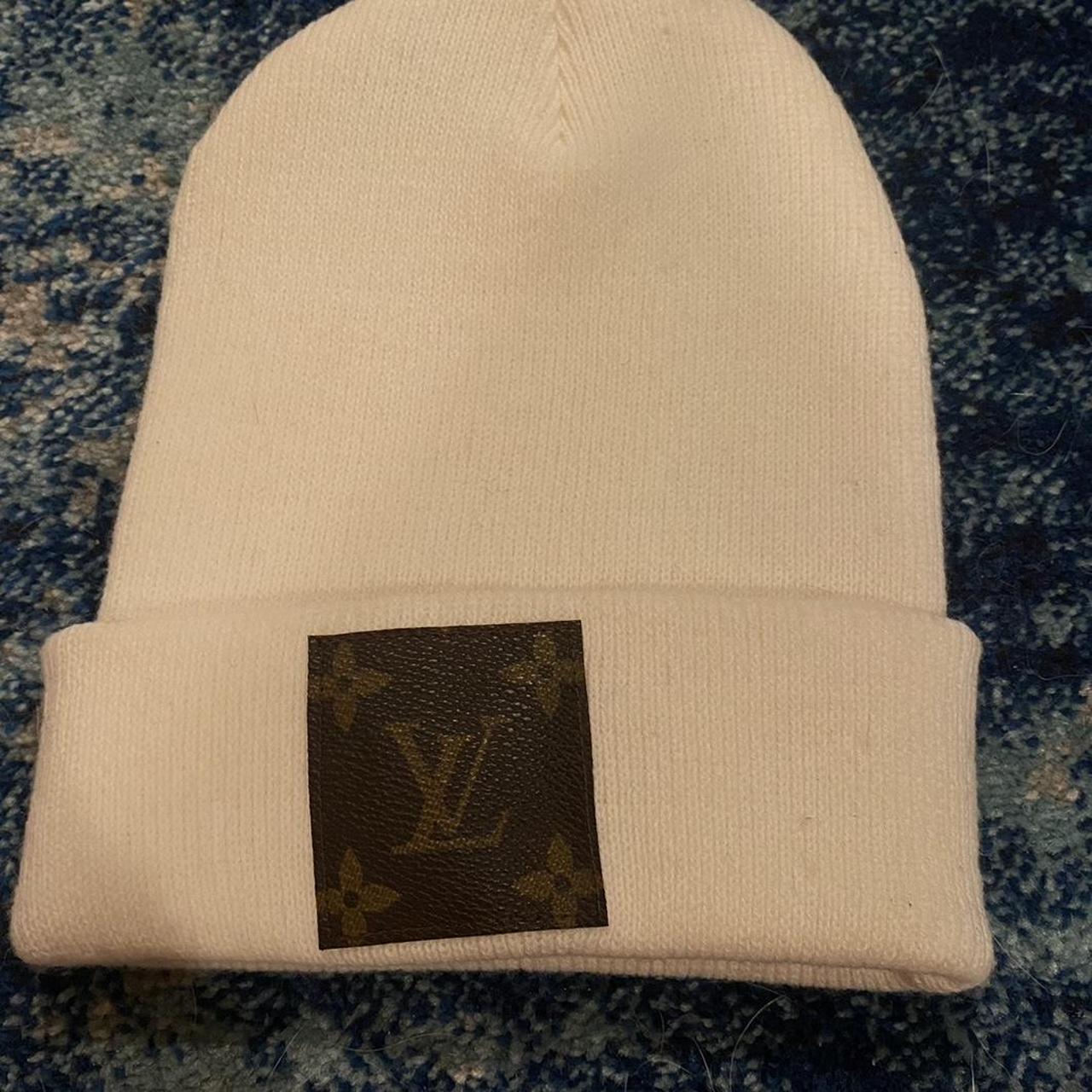 🚨 EXTREMELY RARE 🚨 Louis Vuitton Beanie & Scarf. - Depop