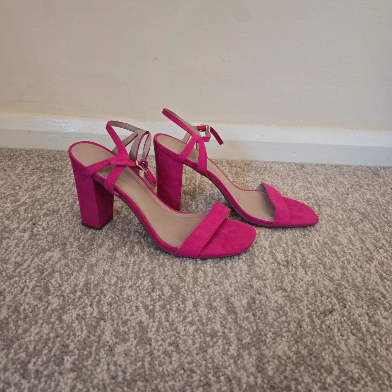 Women Next uk size 7 pink heels brand new. No tags