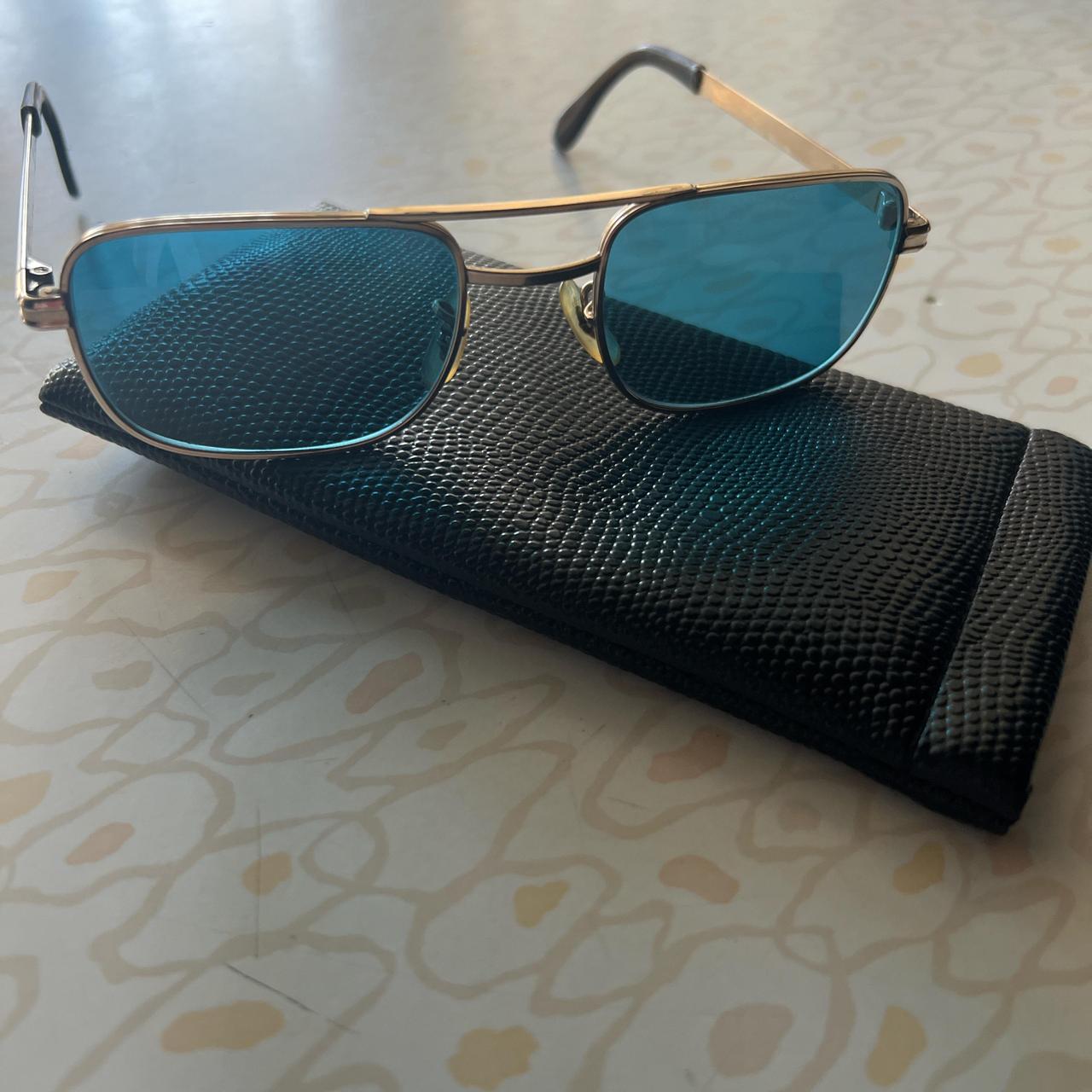 item listed by nellspeak