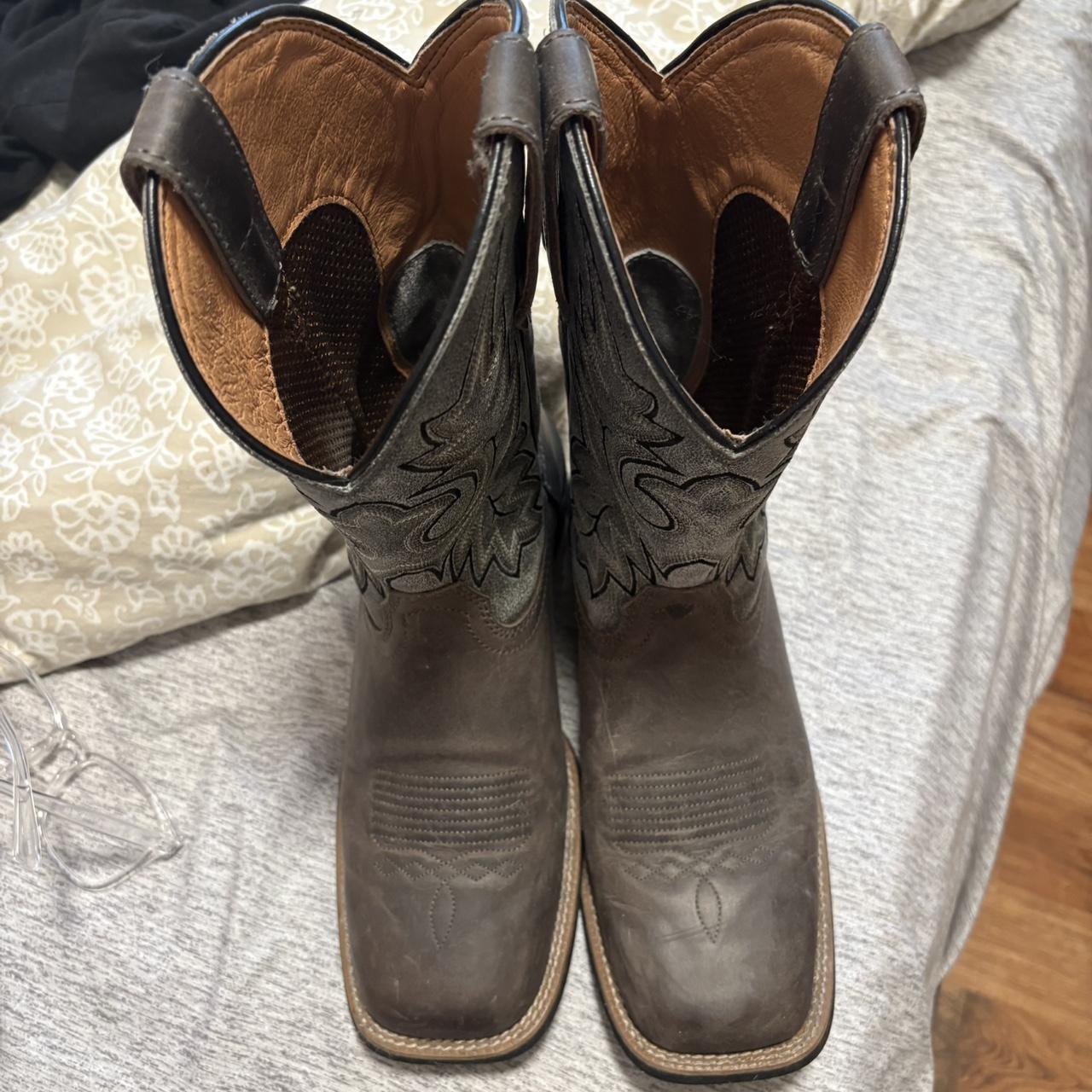 item listed by camilohoyos