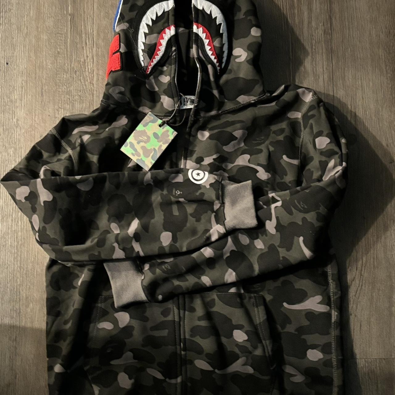 Brand purchases New Bape hoodie XL