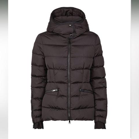 セール♪Moncler DOUDOUNE MONCLER AREDHEL FOX FUR HOOD PARKA DOWN FILLED | Depop