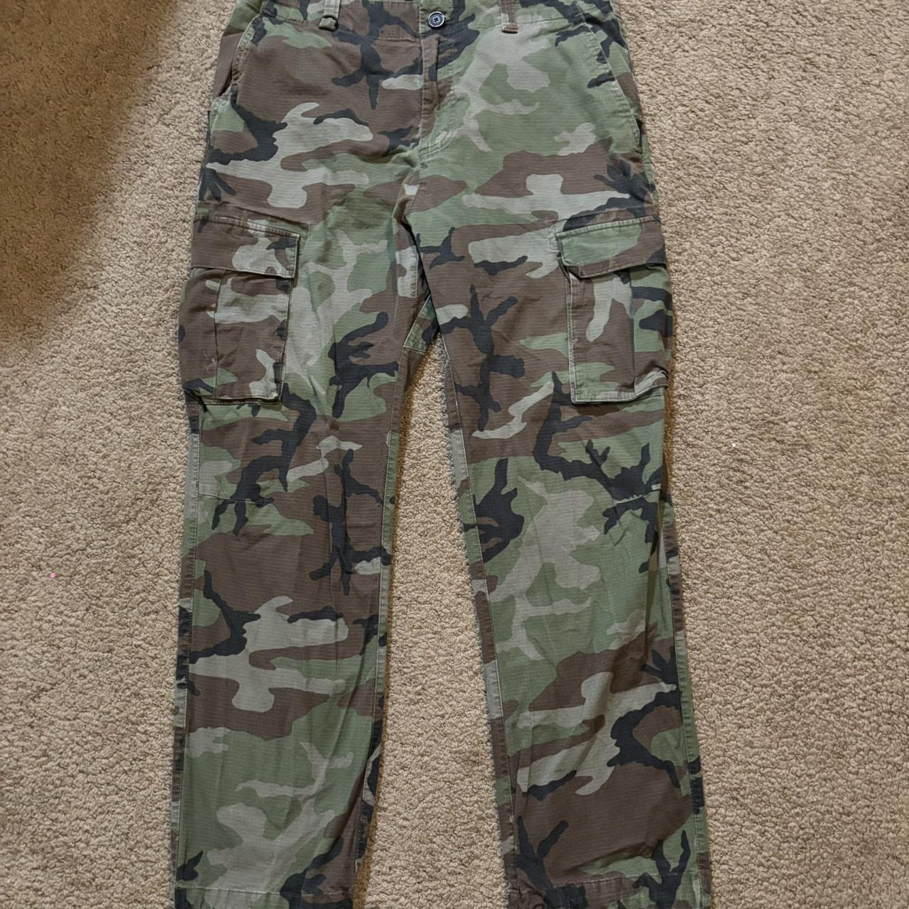 Y2K Nike SB camo skater cargo pants!! Waist size 32... Depop