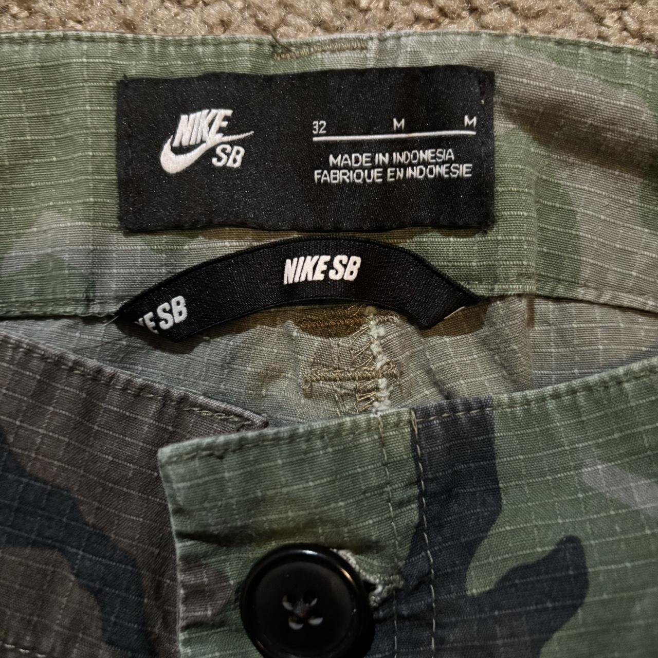 Y2K Nike SB camo skater cargo pants!! Waist size 32... Depop