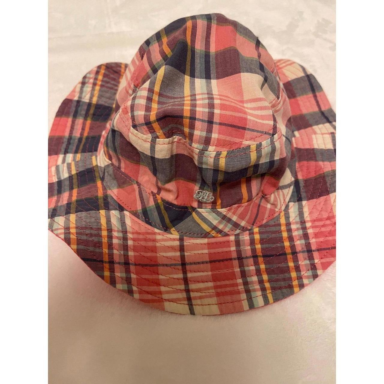 item listed by new2you_8