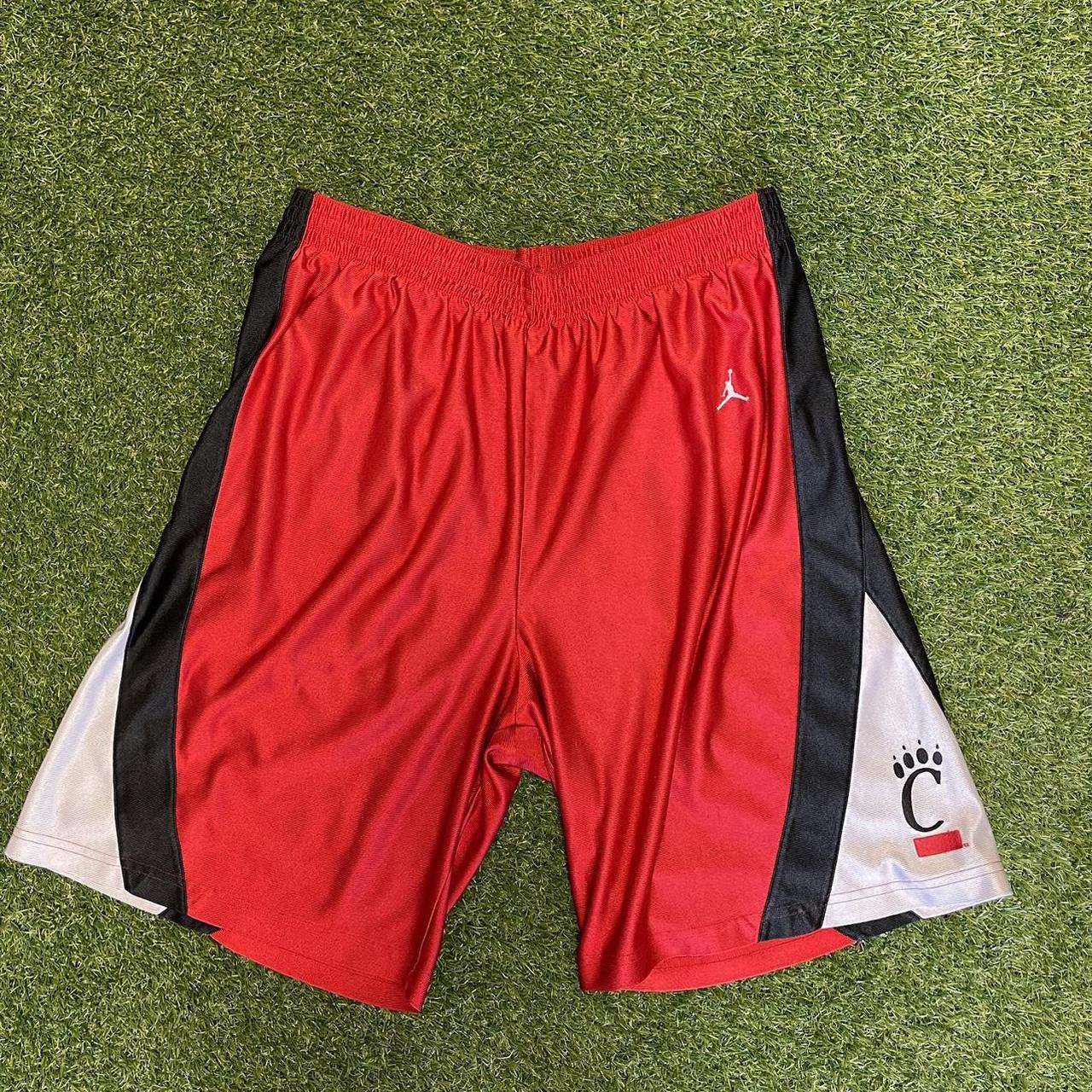 University of Cincinnati Bearcats Jordan Depop