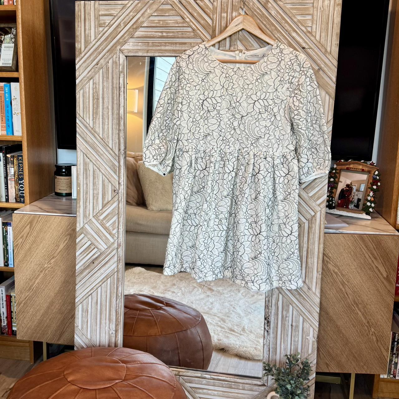 item listed by itsedenoliviaa