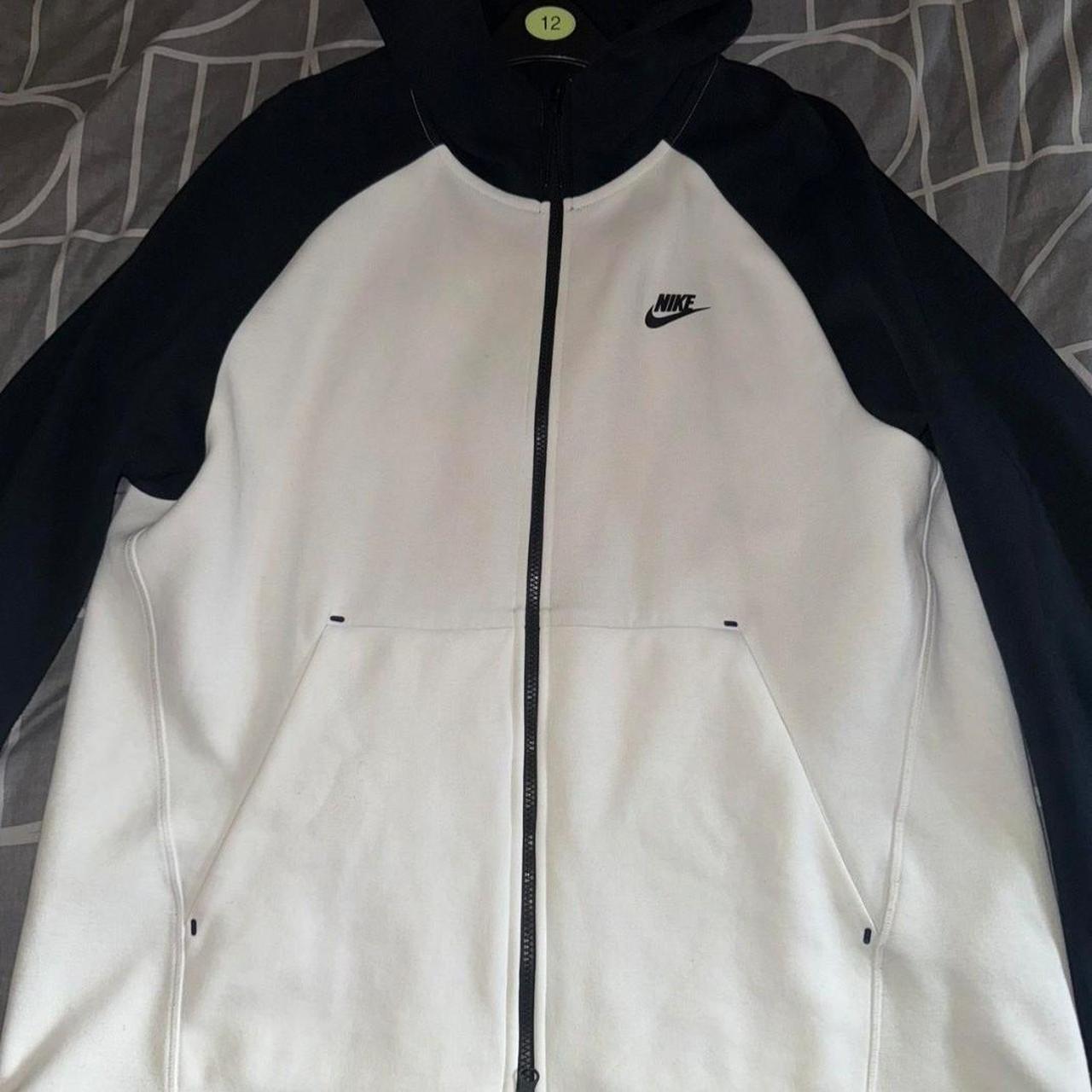Nike Tech Fleece Hoodie Black/White XL 🚀 Mens Depop