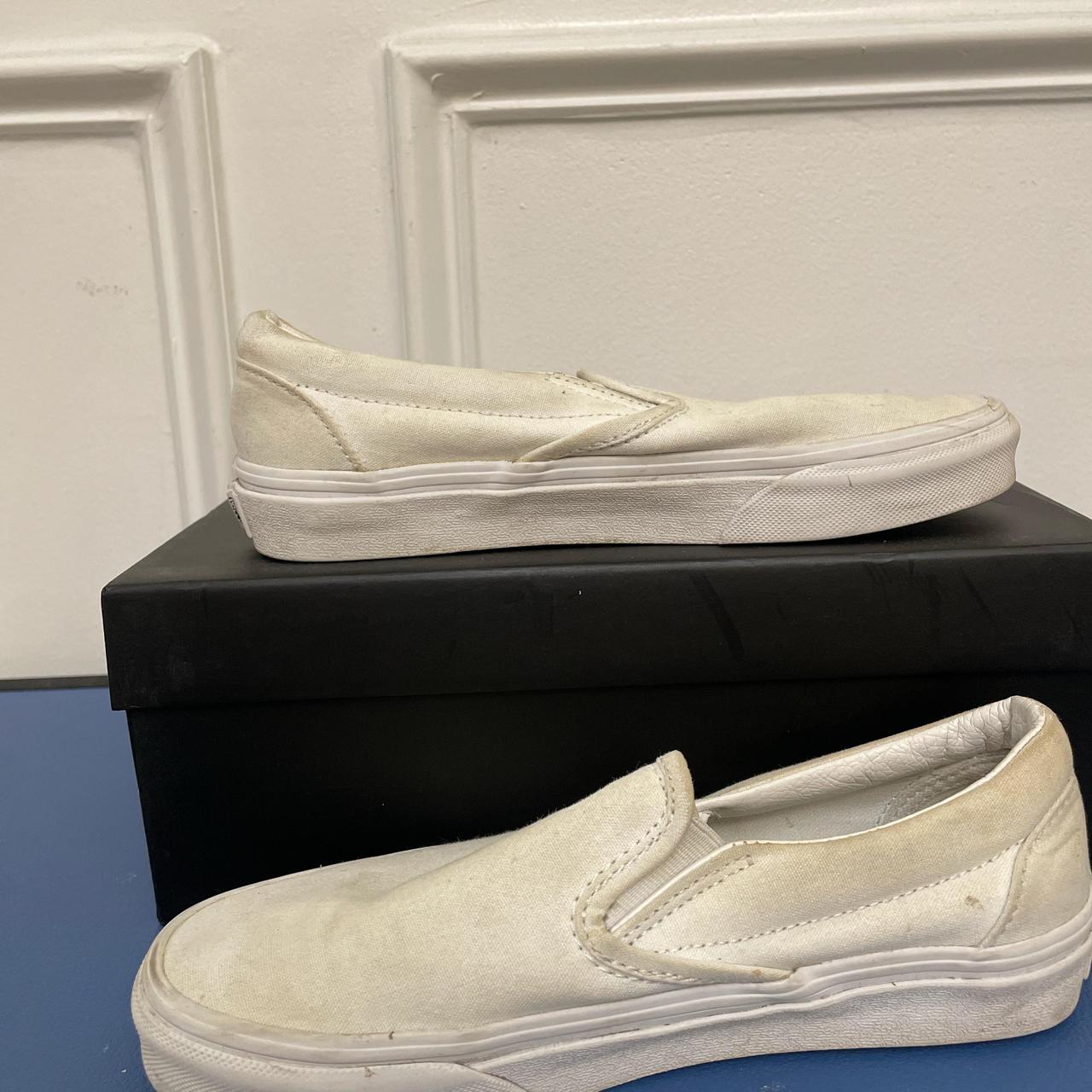 White vans Size 6.5 women s Size 5 men non slip. Depop