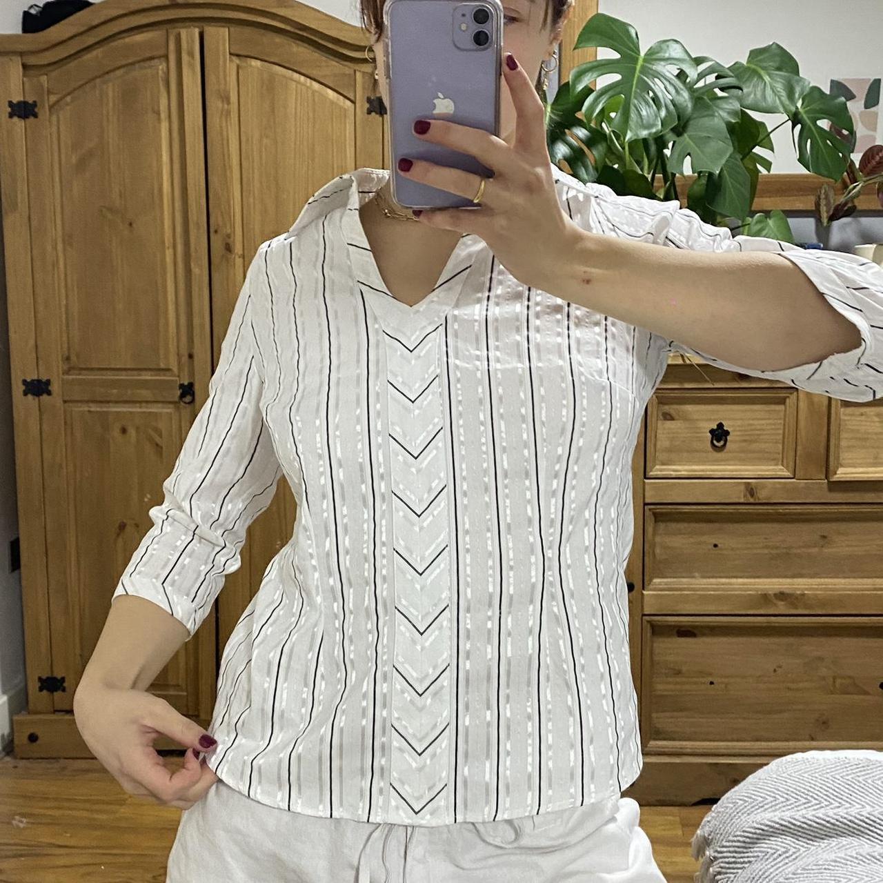 white fitted y2k 00s striped v neck shirt silver and... - Depop