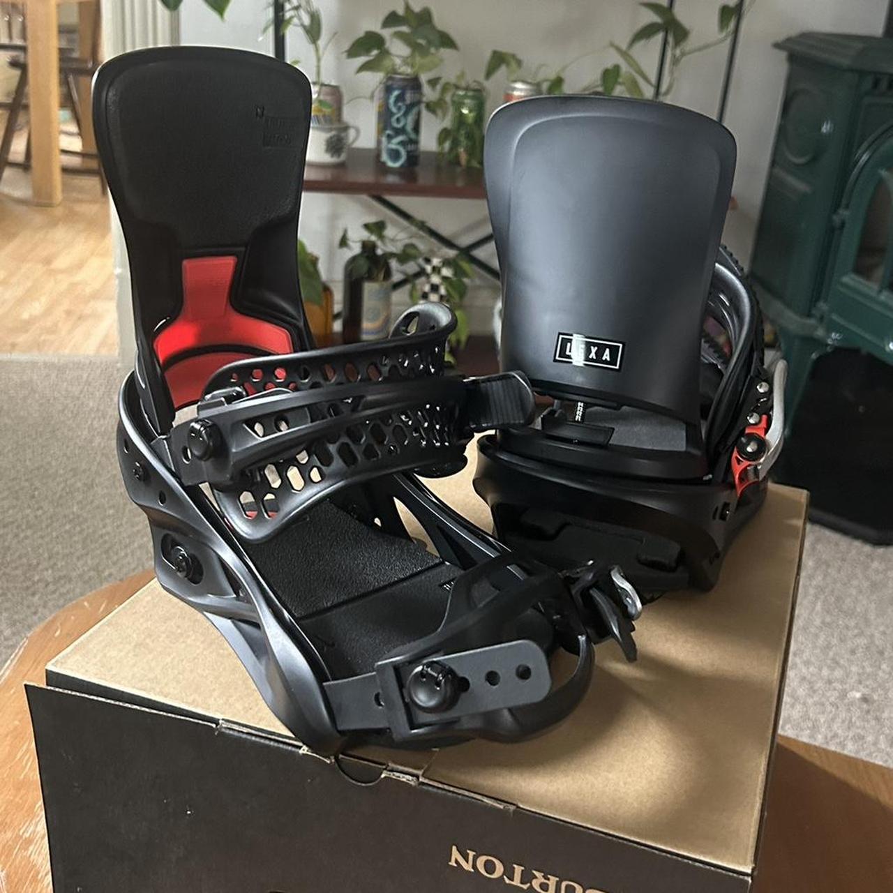 item listed by ollieclosetco