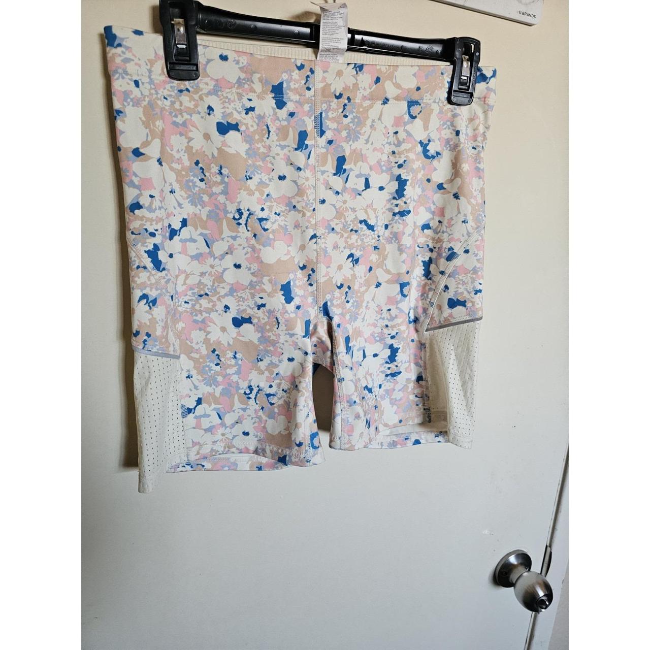 Fabletics Women's Shorts - Multi - 12 – Fabletics… - image 1