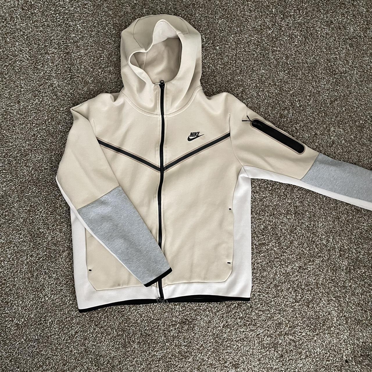 tech fleece crem