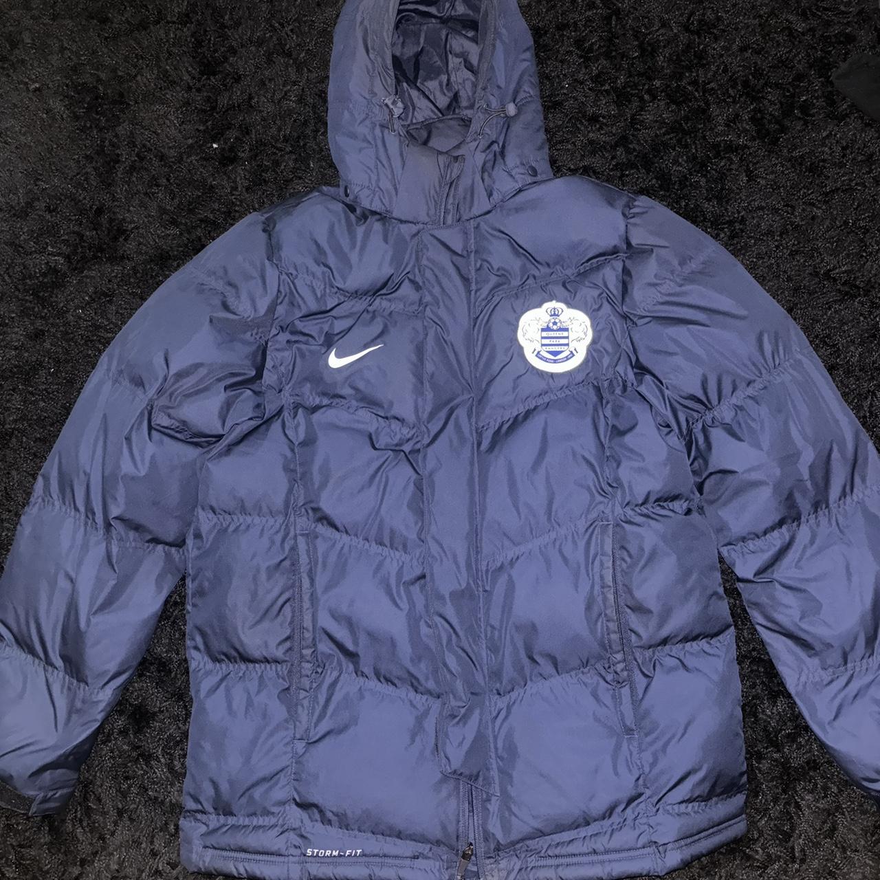nike navy puffer jacket