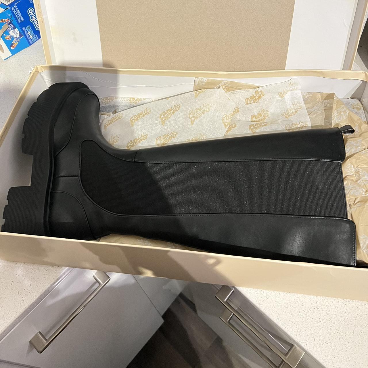 public desire black boots