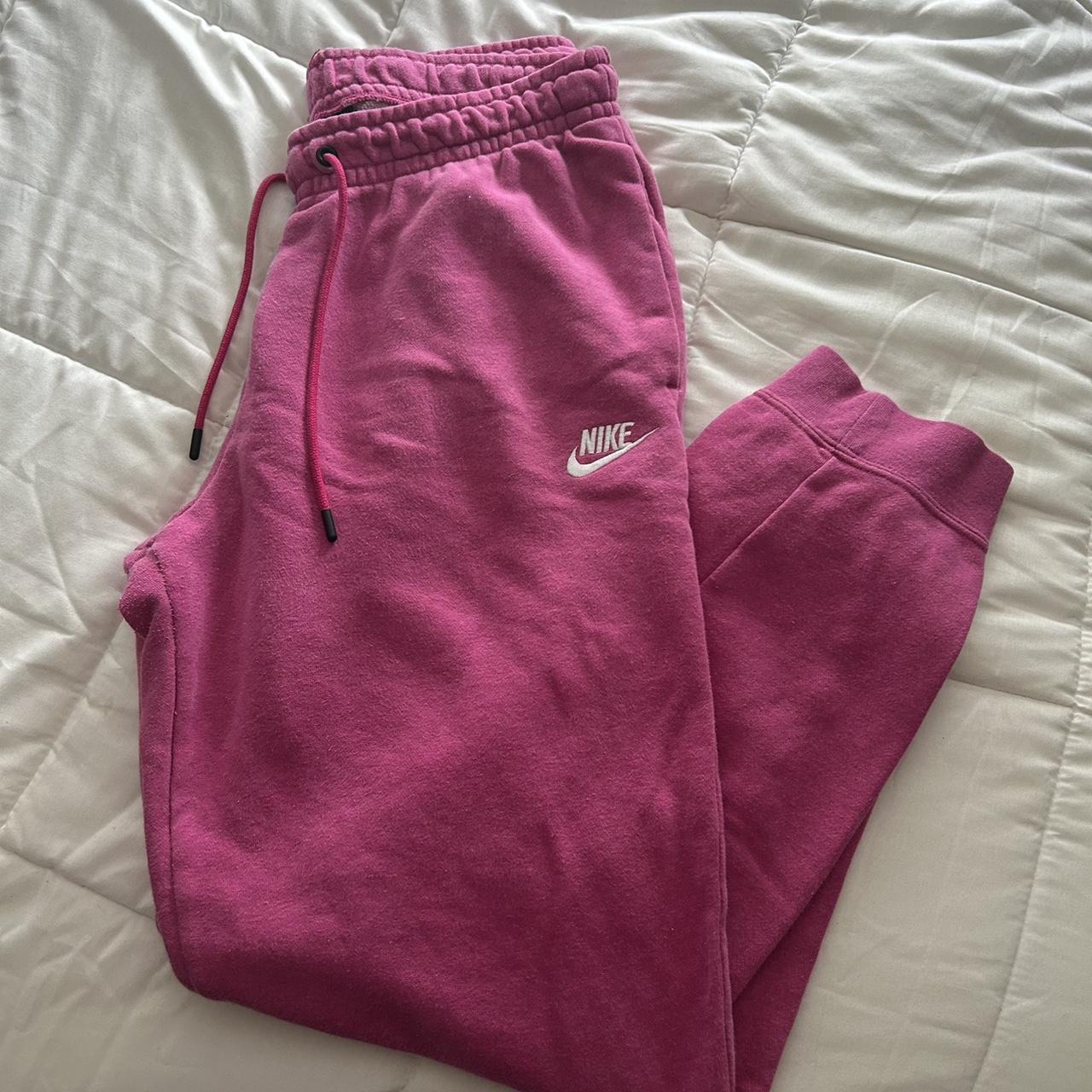 Pink nike joggers online