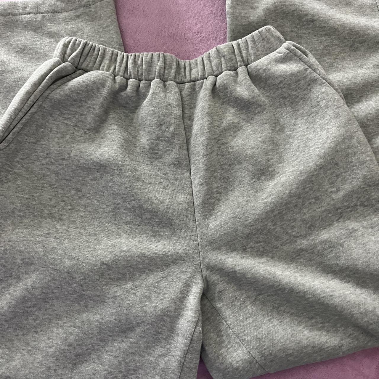 item listed by valerieelilac