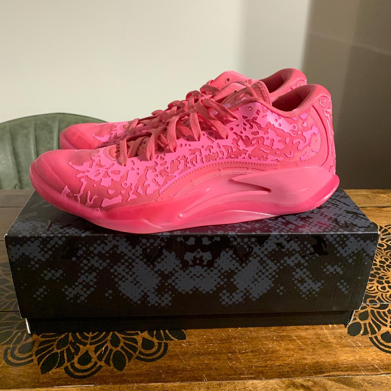 シューズ(男性用) Nike Jordan Zion 3 \"Triple Pink\" Jordan 3 Zion's pink basketball shoes - super comfy | Depop