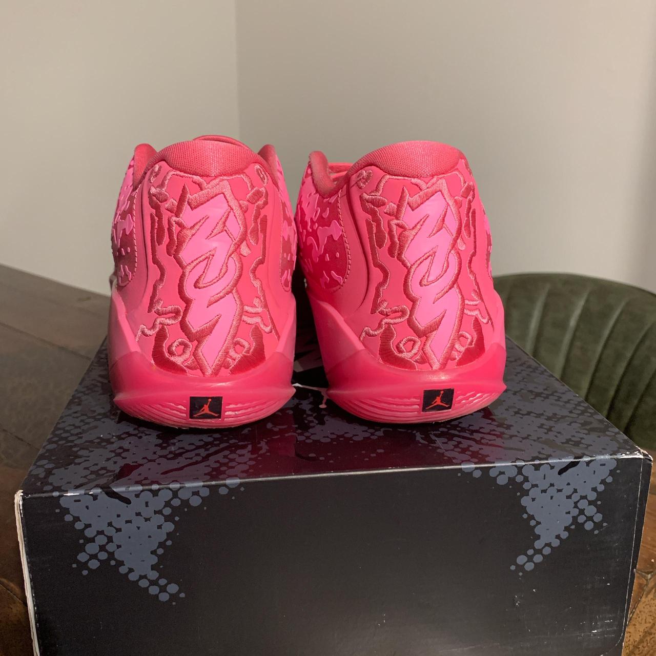 Jordan 3 Zion's pink basketball shoes - super comfy | Depop