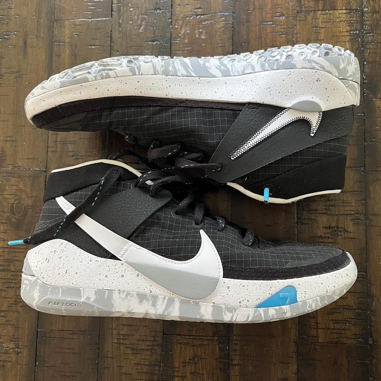 Kd 13 black and white on sale