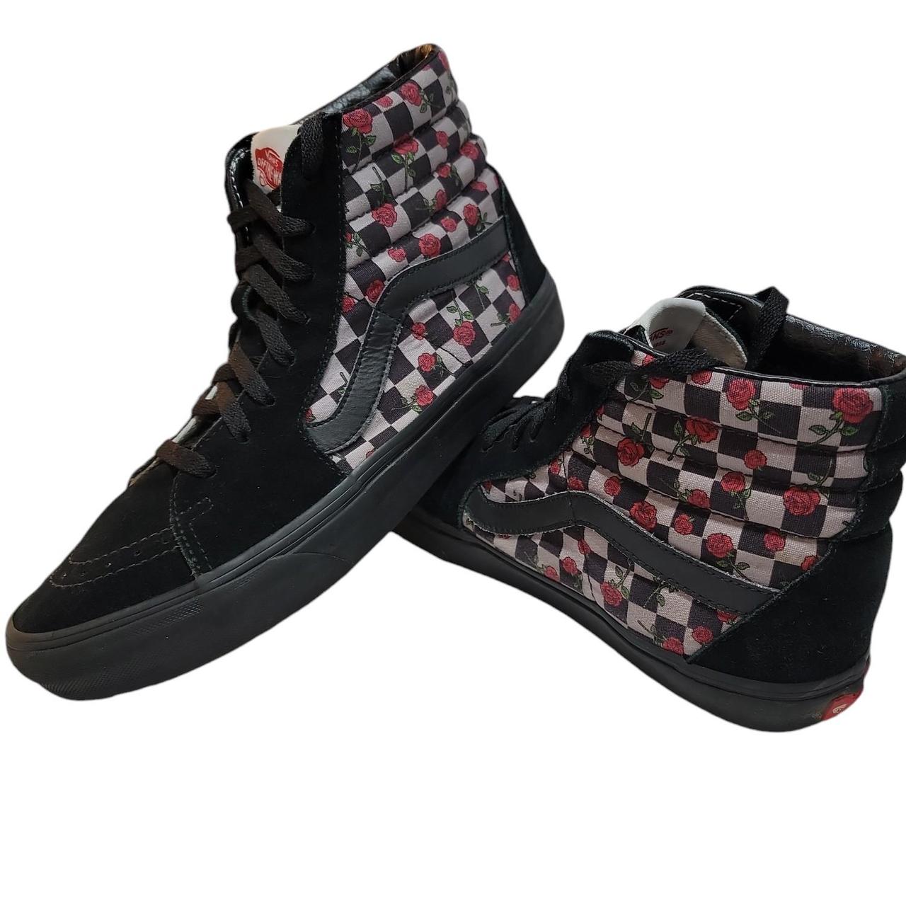 VANS SK8 HI Checkered Rose Suede Top Men s