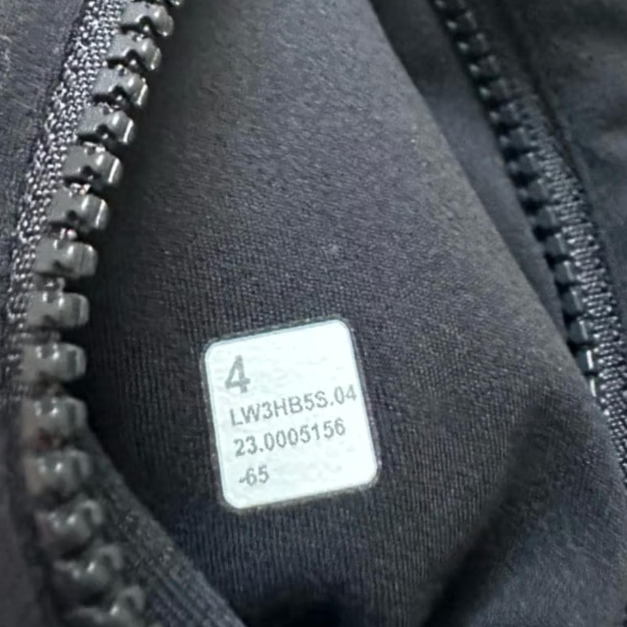 lululemon cropped define jacket nulu in black size 4 Depop