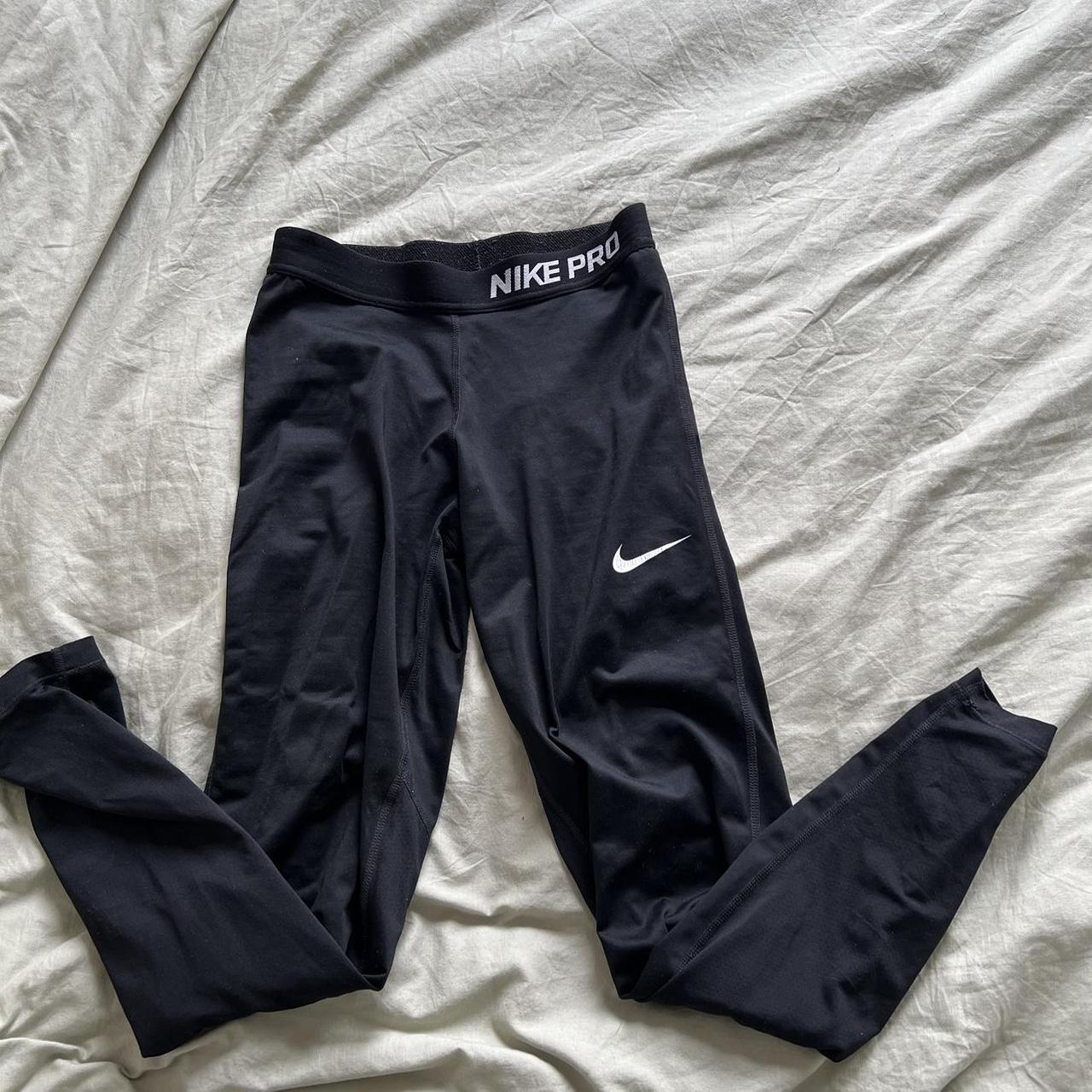 womens black nike leggins